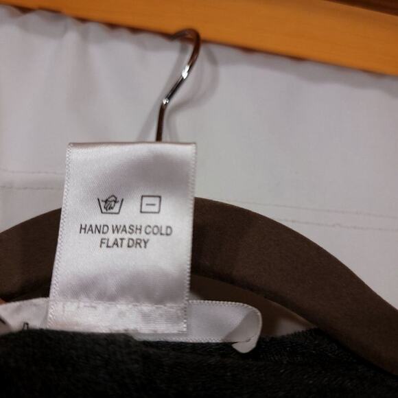 Masseys Cardigan Size Small Short Sleeve Overlay Black Gold Gray White Soft  - Picture 5 of 7